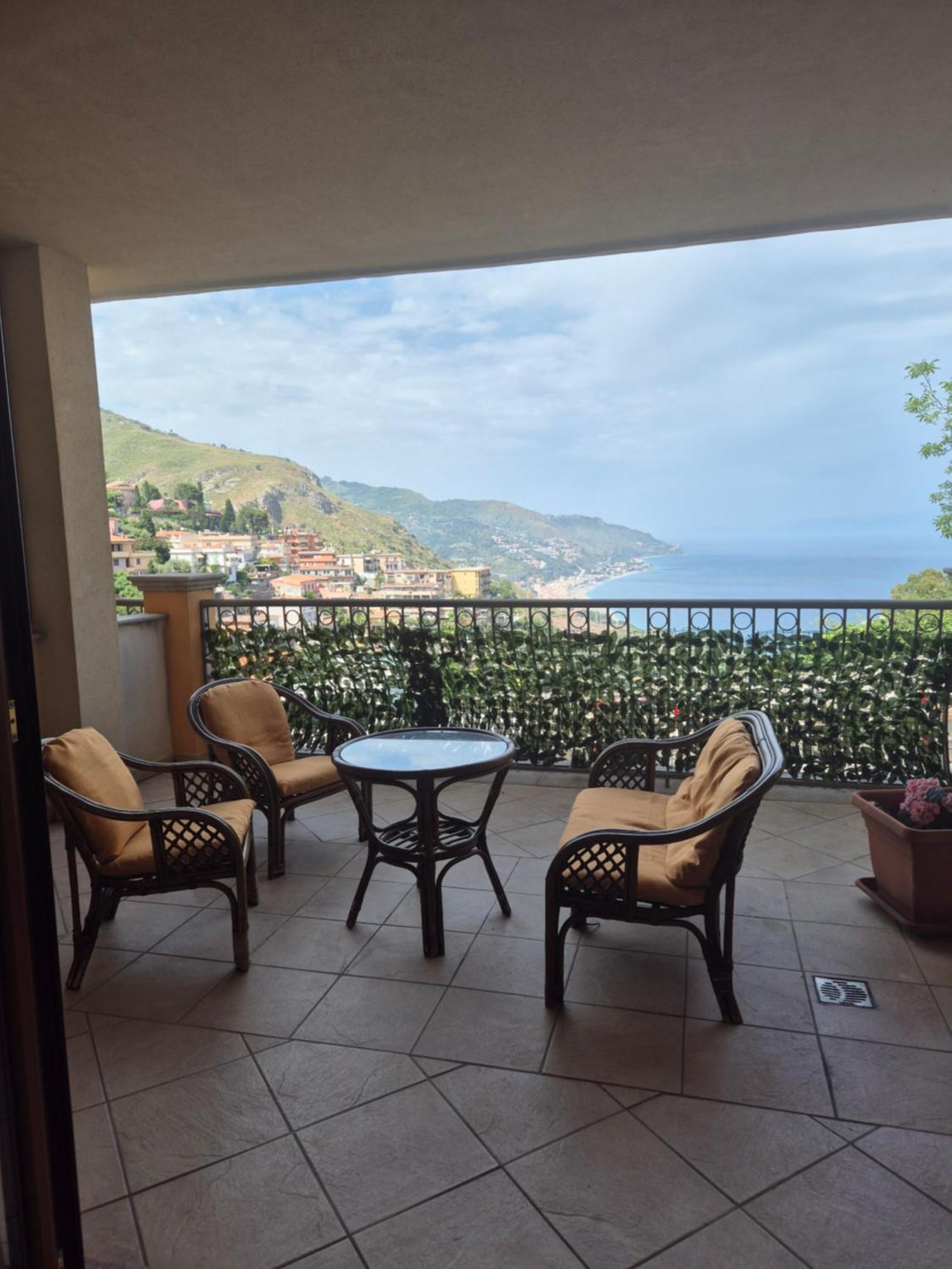 Casa Flavia Lägenhet Taormina Rum bild